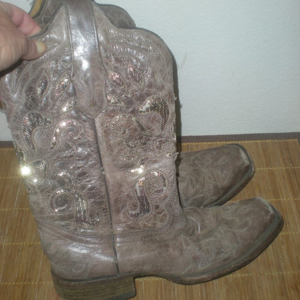 CORRAL Brand Boots  Size 9   Brown  Gold  Leather